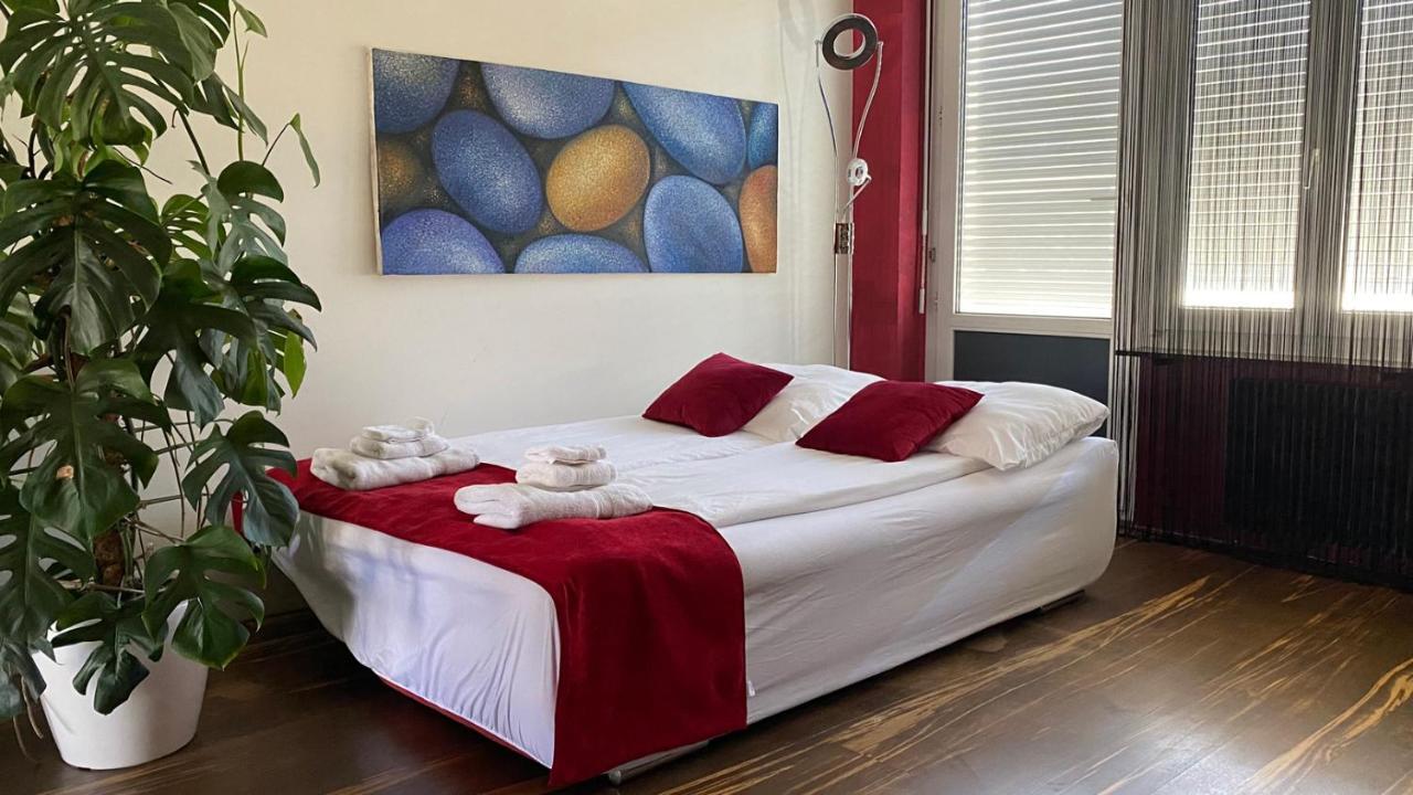 Special Retreat Apartment & Home-Office & Workplace Basel Dış mekan fotoğraf